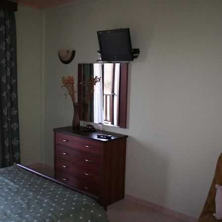 Dionysus Apartments & Suites Ierissos Oda fotoğraf