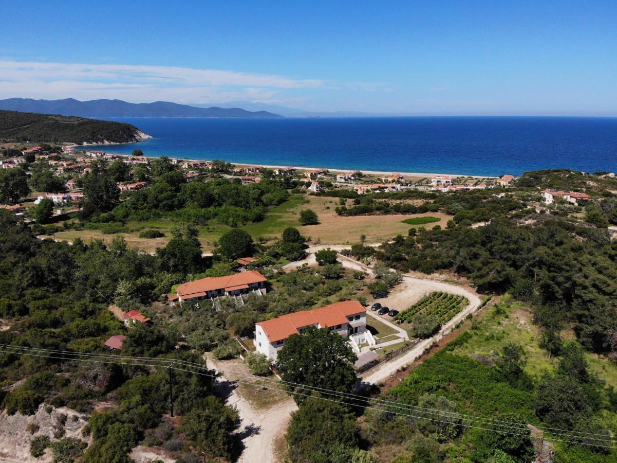 Dionysus Apartments & Suites Ierissos Dış mekan fotoğraf