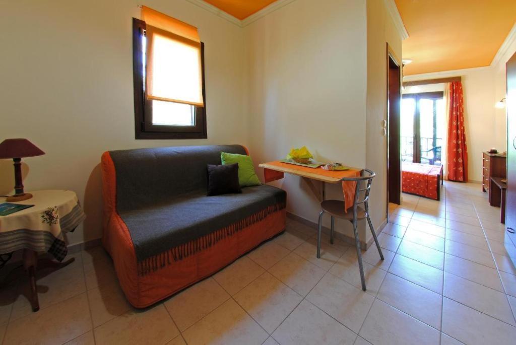 Dionysus Apartments & Suites Ierissos Dış mekan fotoğraf