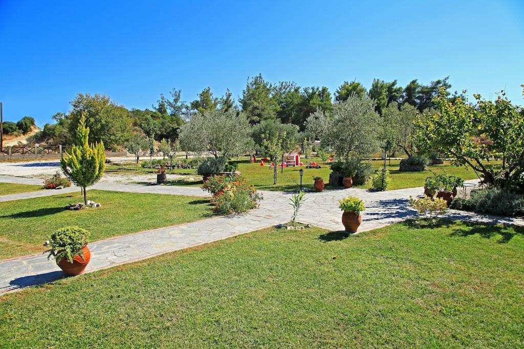 Dionysus Apartments & Suites Ierissos Dış mekan fotoğraf